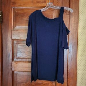 CHICO'S Travelers Cold Shoulder Top Size '2'